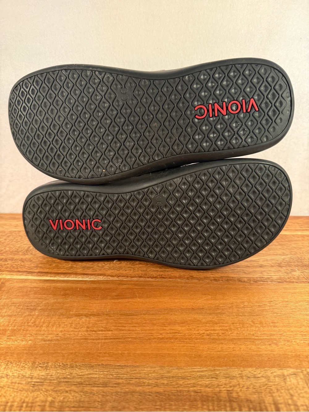 Vionic Tide II Sandals in Brown and Black Size 7 - Picture 8 of 11
